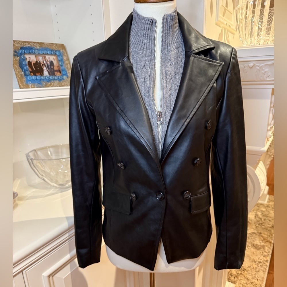 CENTRAL PARK WEST BLAZER BLACK VEGAN LEATHER removable grey knit dickey small